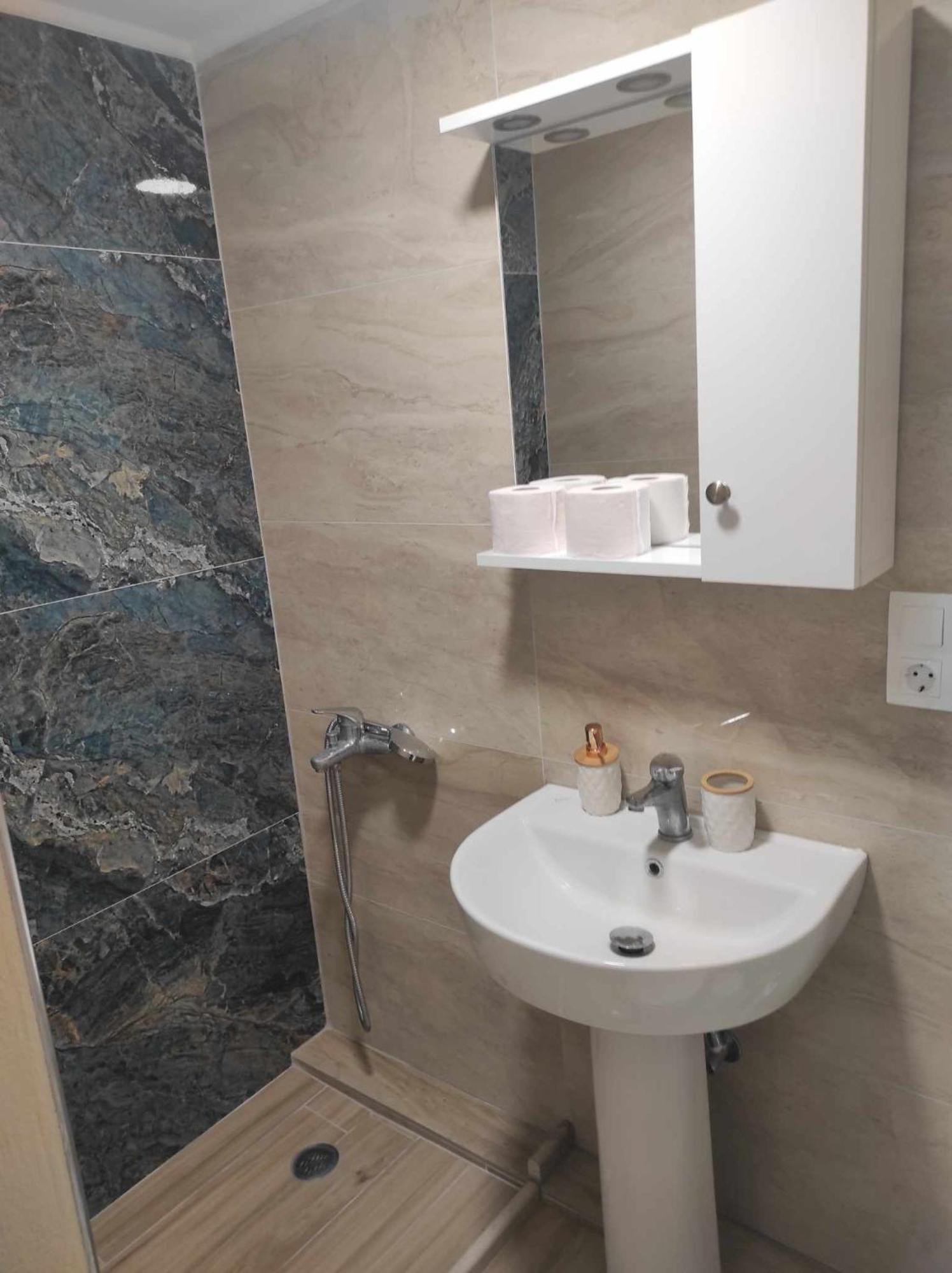 Light Blue Paralia Apartments Экстерьер фото