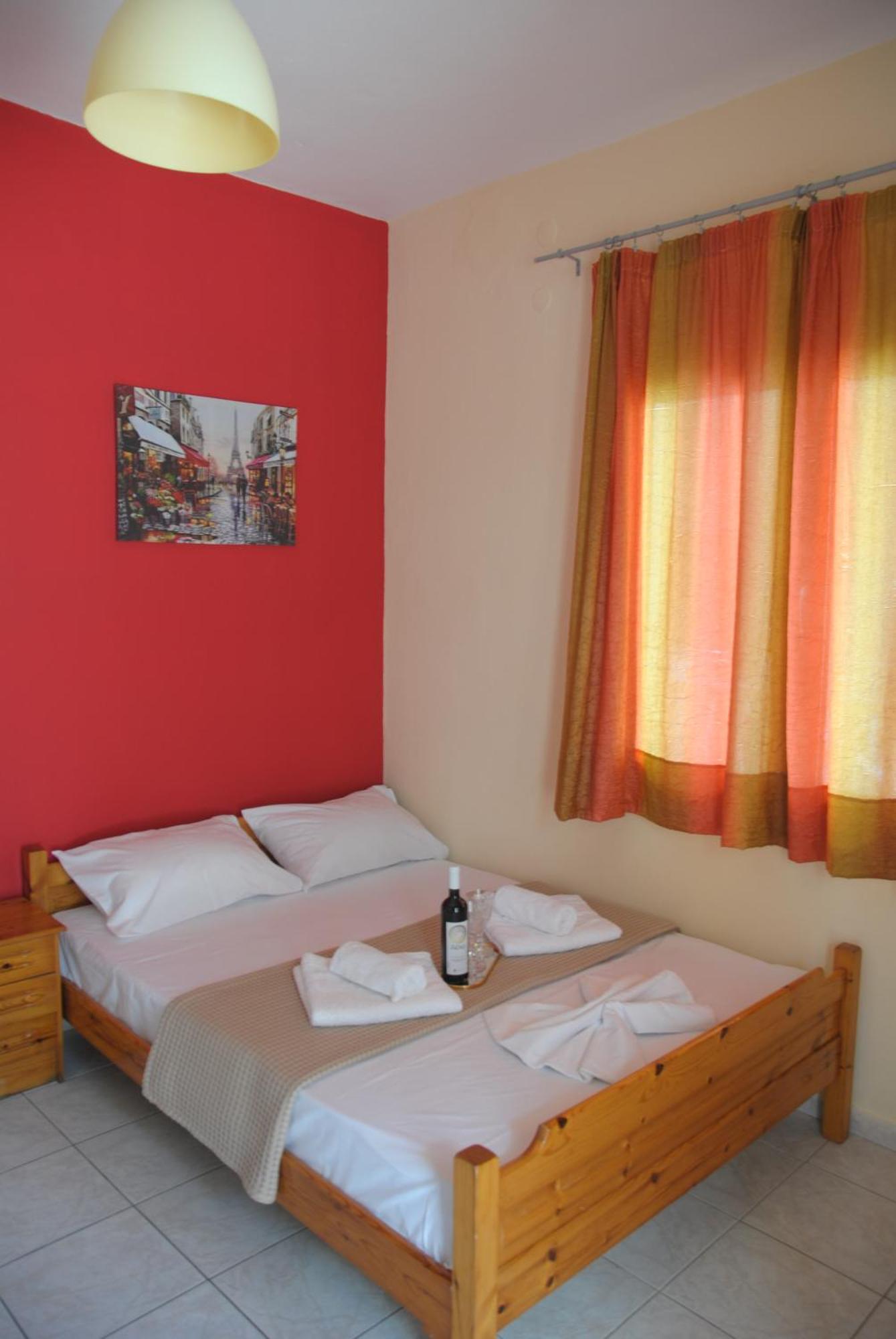 Light Blue Paralia Apartments Экстерьер фото