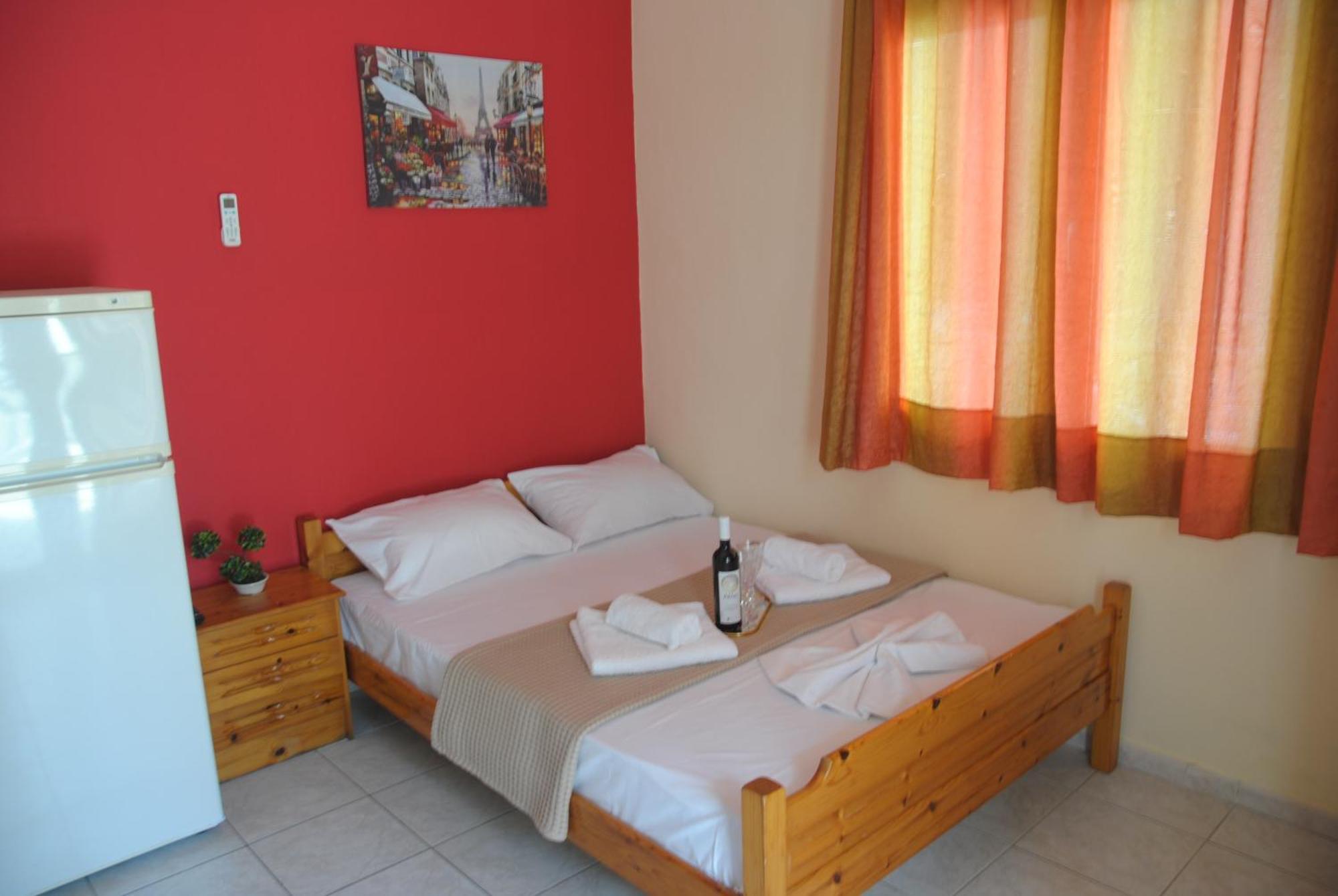Light Blue Paralia Apartments Экстерьер фото
